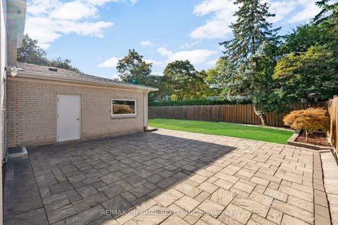 Photo 46 at 263 Upper Highland Crescent, Windfields, Toronto