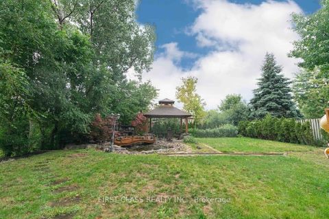 Photo 36 at 25 Dresden Road, Clanton Park, Toronto