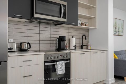 Photo 3 at 307 - 2300 St Clair Avenue W, Junction Area, Toronto