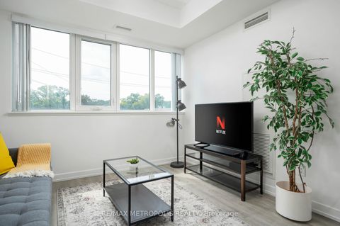 Photo 7 at 307 - 2300 St Clair Avenue W, Junction Area, Toronto