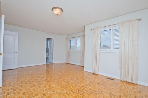Photo 17 at 71 Rosanna Crescent, Maple, Vaughan