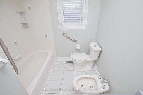 Photo 24 at 71 Rosanna Crescent, Maple, Vaughan