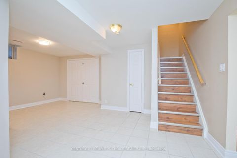 Photo 26 at 71 Rosanna Crescent, Maple, Vaughan
