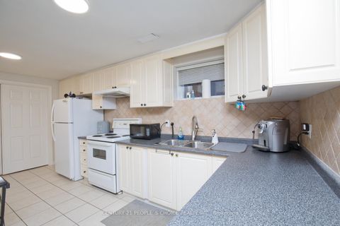 Photo 30 at 71 Rosanna Crescent, Maple, Vaughan