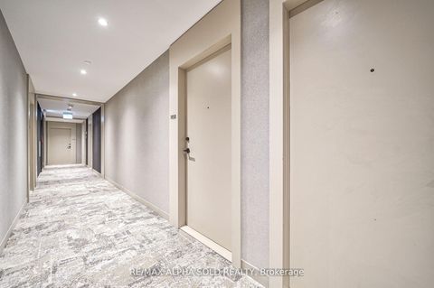 Photo 5 at 1108 - 2020 Bathurst Street, Cedarvale, Toronto