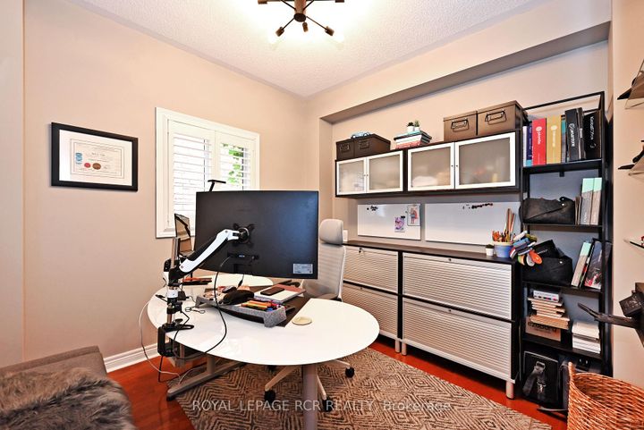 Photo 15 at 142 Regatta Avenue, Oak Ridges, Richmond Hill