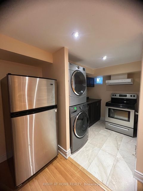 Photo 17 at 2105 Avenue Road, Nortown, Toronto
