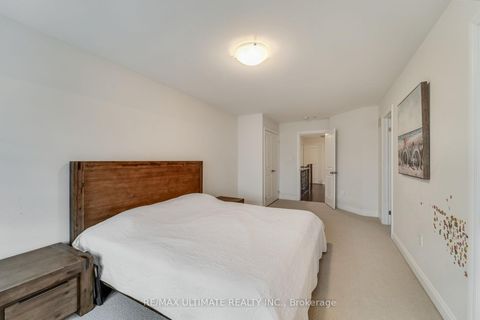 Photo 18 at 37 Zenith Avenue, Kleinburg, Vaughan