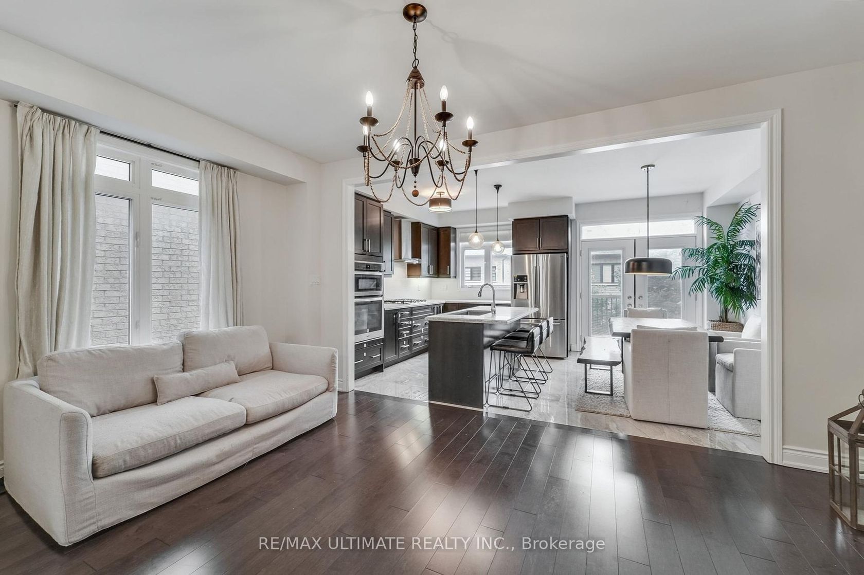 37 Zenith Avenue, Kleinburg, Vaughan 