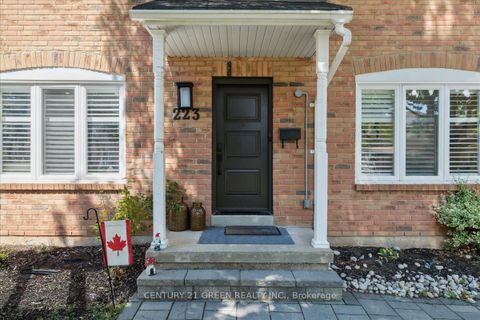 Photo 2 at 223 O'Donoghue Avenue, RO River Oaks, Oakville
