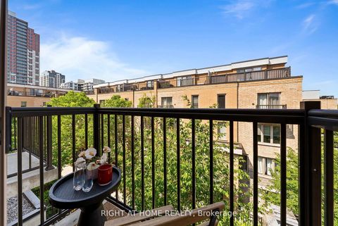Photo 14 at 229 - 11 Foundry Avenue, Junction, Toronto
