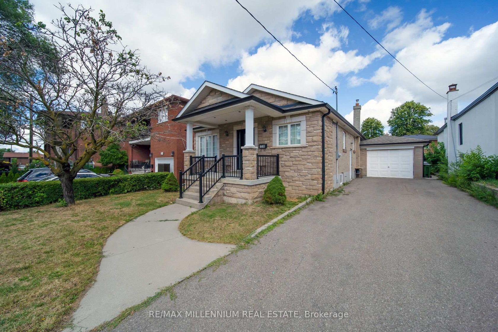 226 Falstaff Avenue, Maple Leaf, Toronto 
