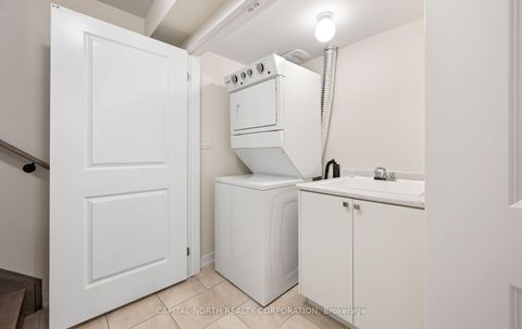 Photo 4 at 33 Kintall Way, Steeles West Industrial, Vaughan