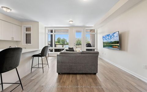 Photo 7 at 33 Kintall Way, Steeles West Industrial, Vaughan