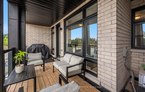 Photo 17 at 33 Kintall Way, Steeles West Industrial, Vaughan