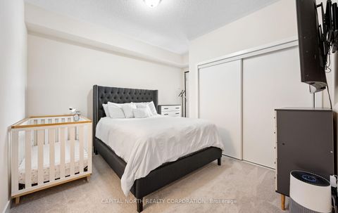 Photo 21 at 33 Kintall Way, Steeles West Industrial, Vaughan