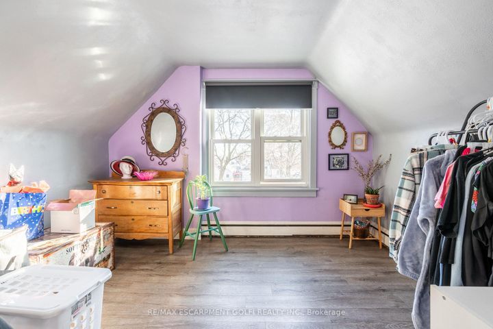 Photo 9 at 93 EAST 23RD Street, Eastmount, Hamilton