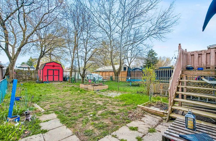 Photo 14 at 93 EAST 23RD Street, Eastmount, Hamilton