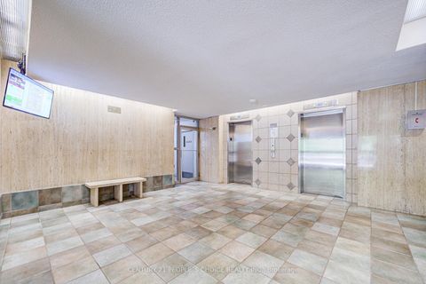 Photo 4 at 311 - 9 FOUR WIND Drive, York University Heights, Toronto