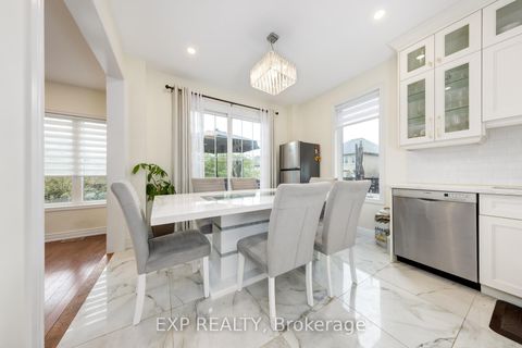Photo 12 at 305 Via Romano Boulevard, Patterson, Vaughan