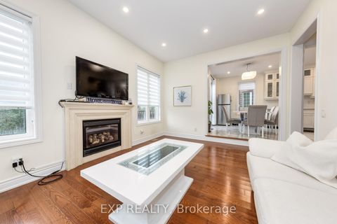 Photo 15 at 305 Via Romano Boulevard, Patterson, Vaughan