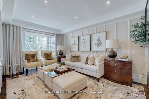 Photo 10 at 25 Cedar Springs Grove, Bathurst Manor, Toronto