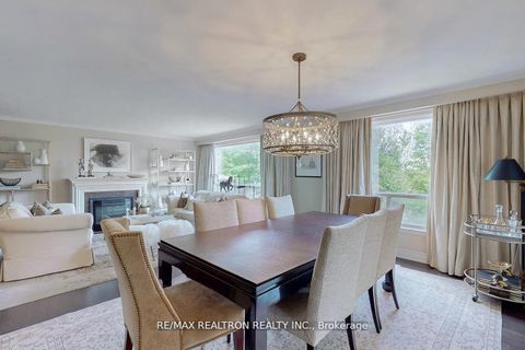 Photo 14 at 25 Cedar Springs Grove, Bathurst Manor, Toronto