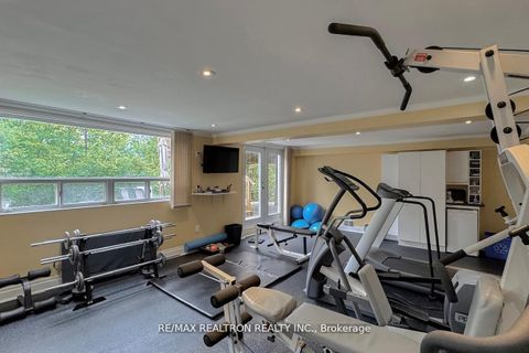 Photo 39 at 25 Cedar Springs Grove, Bathurst Manor, Toronto