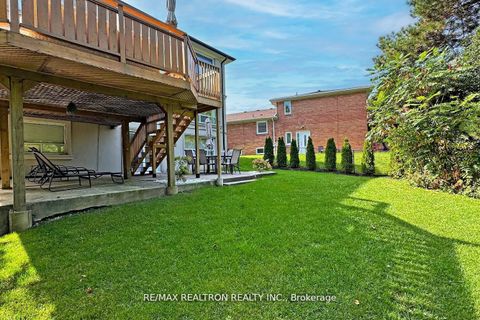 Photo 45 at 25 Cedar Springs Grove, Bathurst Manor, Toronto