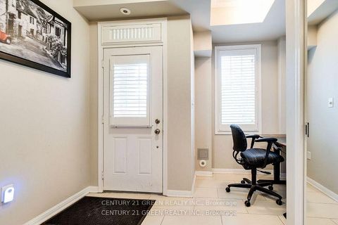 Photo 2 at 24 - 2614 Dashwood Drive, WT West Oak Trails, Oakville