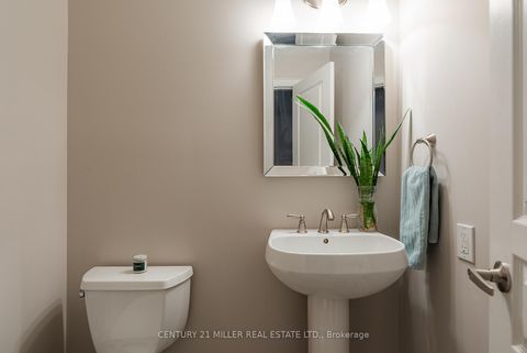 Photo 5 at 131 Brock Street, CO Central, Oakville