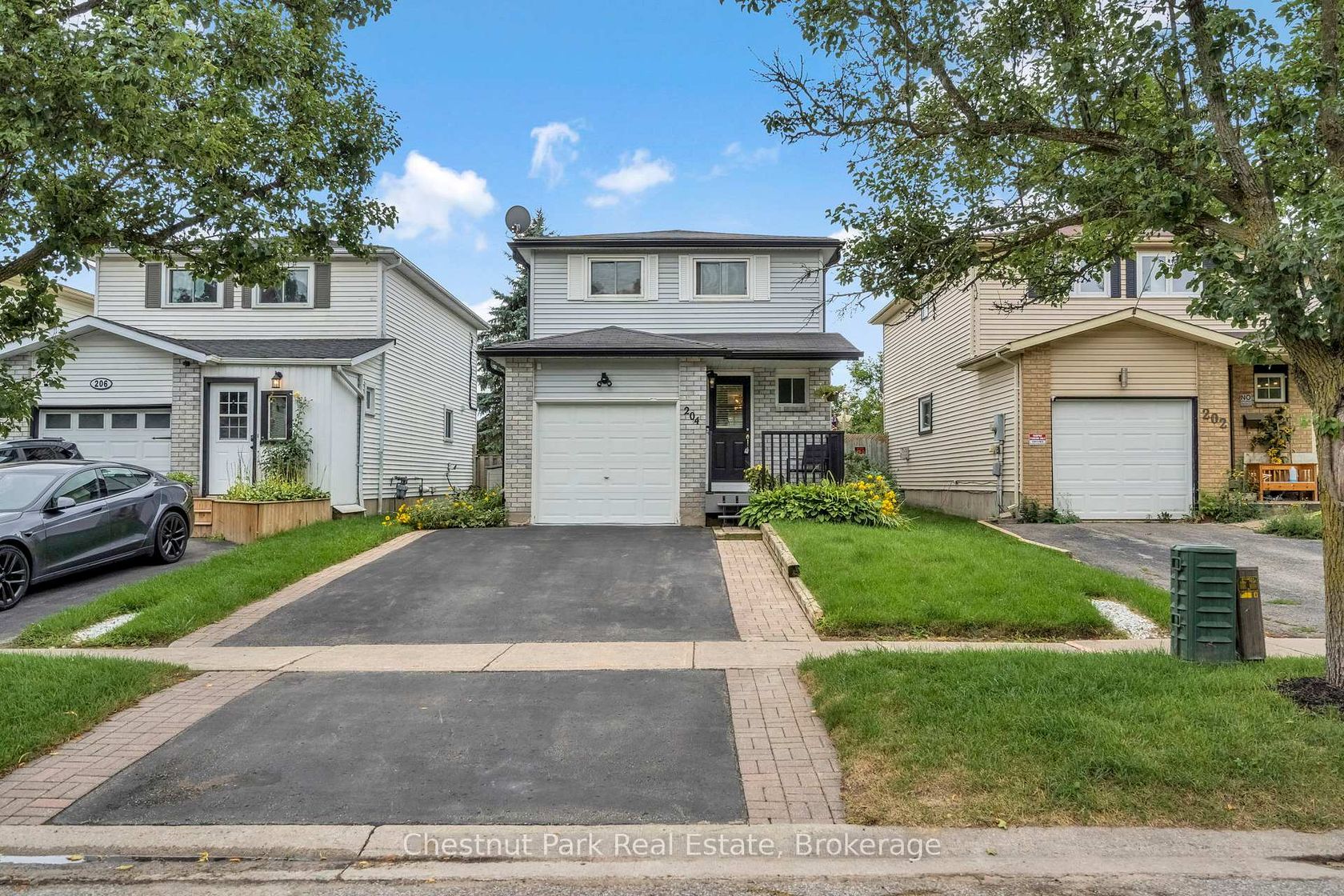 204 Hickling Trail, Grove East, Barrie photo 6