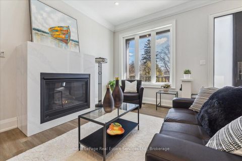Photo 3 at 1211 Pinegrove Road, WO West, Oakville