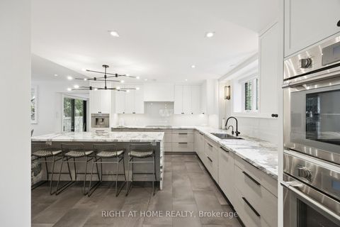 Photo 7 at 12 Millbank Avenue, Forest Hill South, Toronto