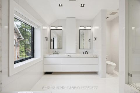 Photo 21 at 12 Millbank Avenue, Forest Hill South, Toronto