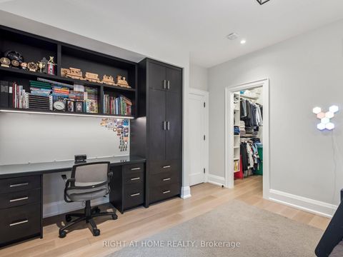 Photo 24 at 12 Millbank Avenue, Forest Hill South, Toronto
