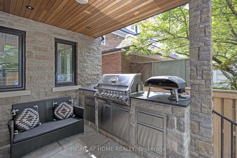 Photo 38 at 12 Millbank Avenue, Forest Hill South, Toronto