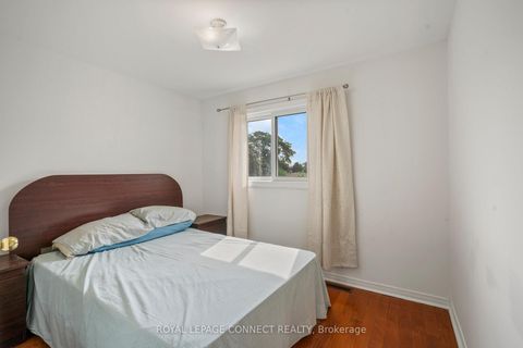 Photo 4 at 53 Snowball Crescent, Malvern, Toronto