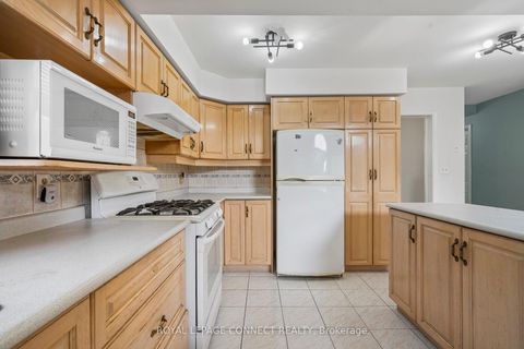 Photo 10 at 53 Snowball Crescent, Malvern, Toronto