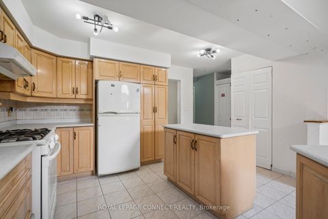 Photo 11 at 53 Snowball Crescent, Malvern, Toronto