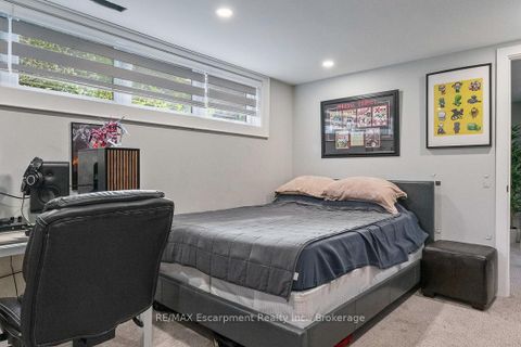 Photo 26 at 231 Southwood Court, BR Bronte, Oakville