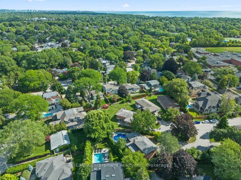 Photo 39 at 231 Southwood Court, BR Bronte, Oakville