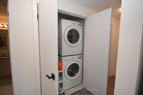 Photo 18 at 411 - 8 Culinary Lane, Rural Barrie Southeast, Barrie
