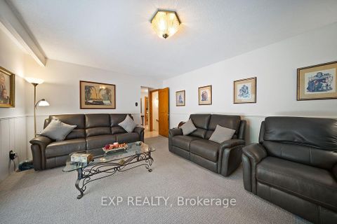 Photo 11 at 1516 Grand Boulevard, FA Falgarwood, Oakville
