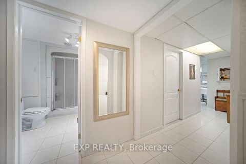 Photo 25 at 1516 Grand Boulevard, FA Falgarwood, Oakville