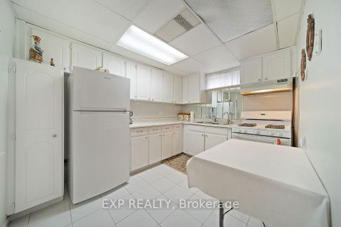 Photo 26 at 1516 Grand Boulevard, FA Falgarwood, Oakville
