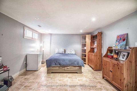 Photo 12 at 4 Orlon Crescent, South Richvale, Richmond Hill Photo 12 at 4 Orlon Crescent, South Richvale, Richmond Hill