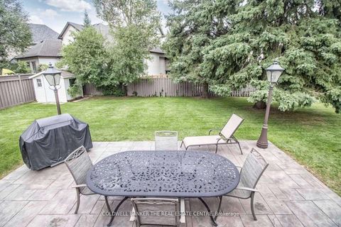 Photo 13 at 4 Orlon Crescent, South Richvale, Richmond Hill