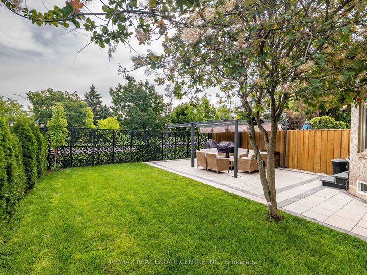 Photo 38 at 1126 Westview Terrace S, WT West Oak Trails, Oakville