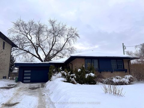 Photo 1 at 26 Trophy Drive, Victoria Village, Toronto